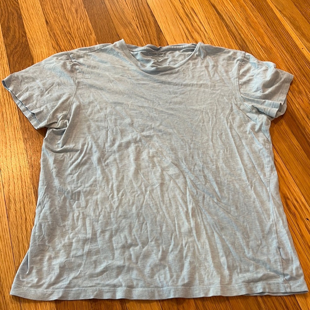 Banana Republic Fitted Crewneck T-Shirt (M)